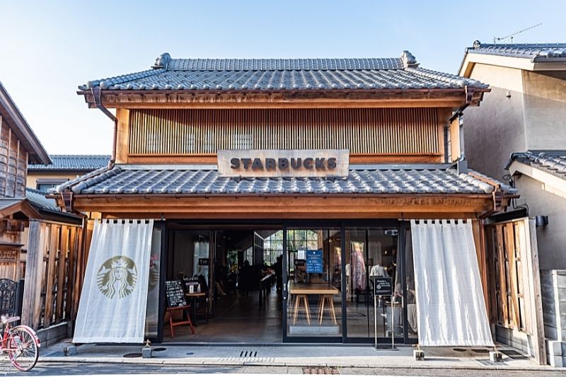 Exploring Japan's Pioneering Sign Language Starbucks Cafe